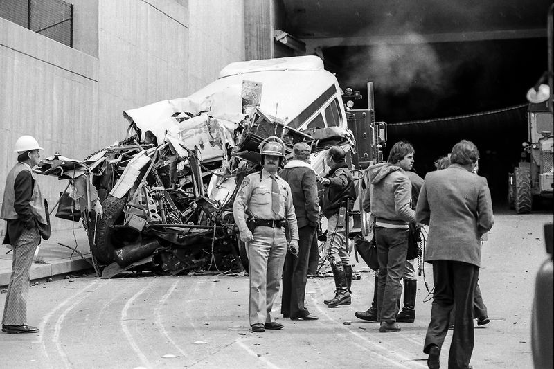 Caldecott Tunnel fire
