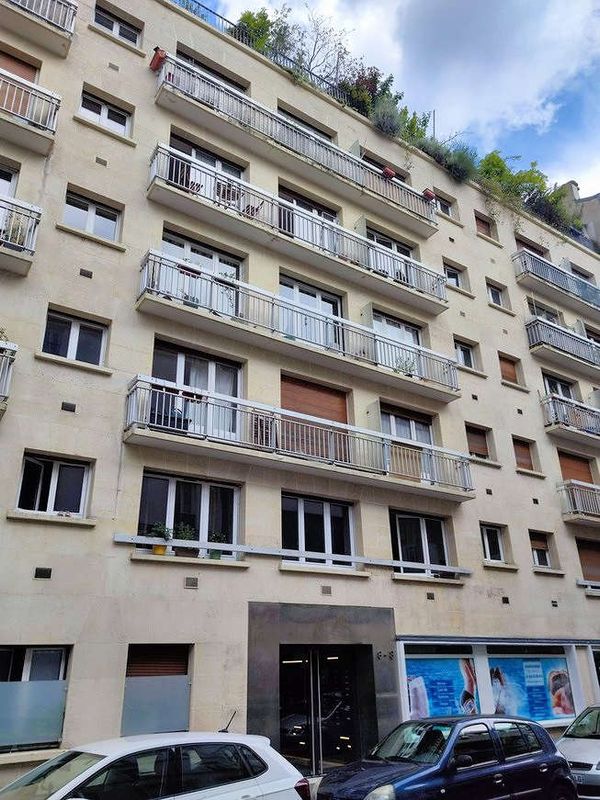 Paris 4