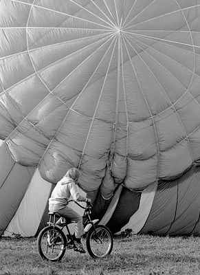 Boy And The Balloon