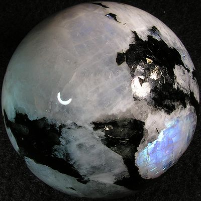 2.07: Hecatolite/Moonstone in Quartz w/ Black Mica - Madagascar