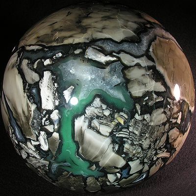 7.50: Volcanic Agate (with UV highlights) - China