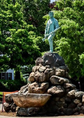 Minuteman Statue in the commons in Lexington Massachusetts