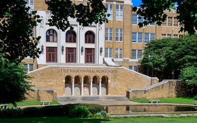 Closeup of Little Rock Central High School in Little Rock Central HS NHS
