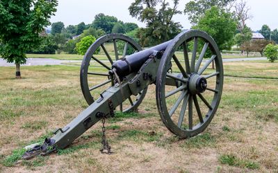 Cannon near the White House in Camp Nelson NM