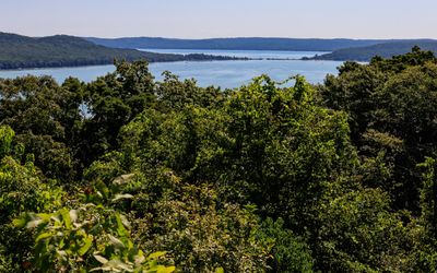 View of Glen Lake from the Pierce-Stocking Scenic Drive in Sleeping Bear Dunes NL