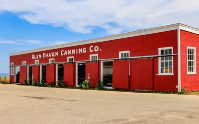 Glen Haven Canning Company in the Glen Haven Historic Village in Sleeping Bear Dunes NL