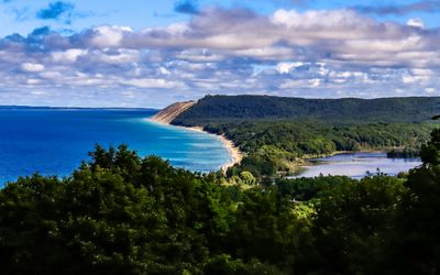 View of coastal dunes and beaches from the Empire Bluffs Trail in Sleeping Bear Dunes NL