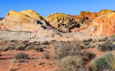 Dome formation along the White Domes Road in Valley of Fire SP