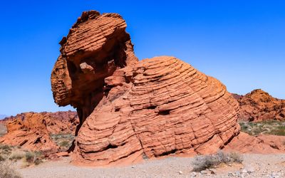 Sandstone formation in the Beehive Rock Formations area in Valley of Fire SP