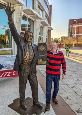 With the Lute Olson statue outside the Arizona Hall of Champions, Tucson 