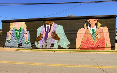 Roadside mural in Little Rock, Arkansas