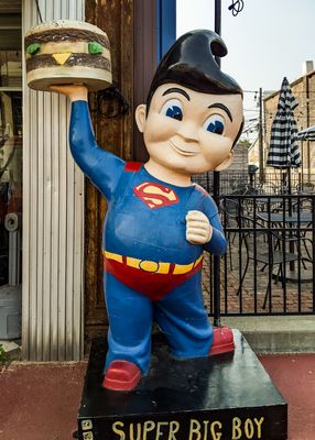 Super Big Boy on a pedestal in Metropolis, Illinois