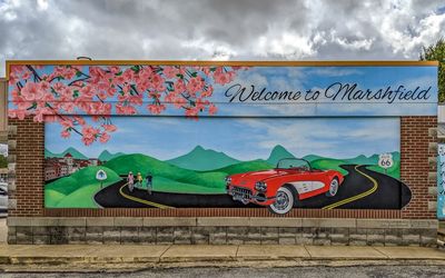 Welcome to Marshfield Missouri mural