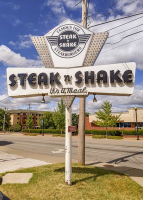 Sign for old style Steak N Shake (1962) along Route 66 in Springfield Missouri