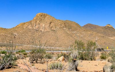 National Monuments and Historical Sites Tracker - One Shot