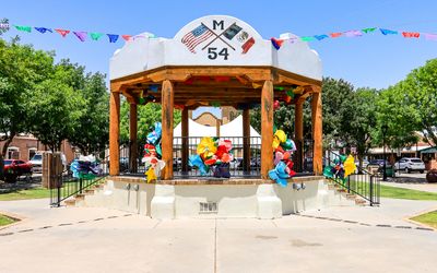 Central bandstand, with the 1854 Gadsden Purchase date, in the Mesilla Plaza HD