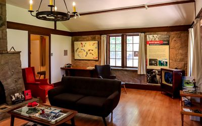 Livingroom in the Hans Bethe House on Bathtub Row in Manhattan Project NHP