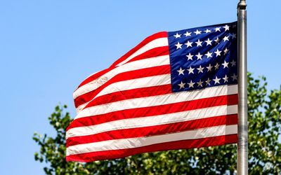 U.S. flag of the time, with 33 stars, flying in Sand Creek Massacre NHS