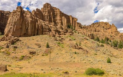 Rocky cliffs in Shoshone National Forest