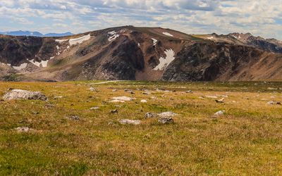 Mountainous area across the tundra along the Beartooth Highway