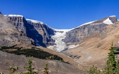 Snow Dome mountain and Dome Glacier in the Jasper NP Icefield