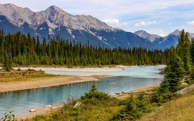 The Kootenay River in Kootenay NP