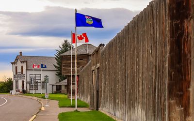 Fort wall and blockhouse in Fort Macleod