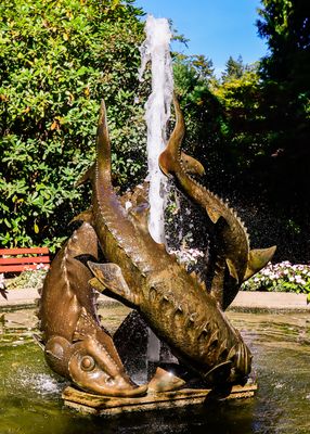 Sturgeon Fountain in Butchart Gardens