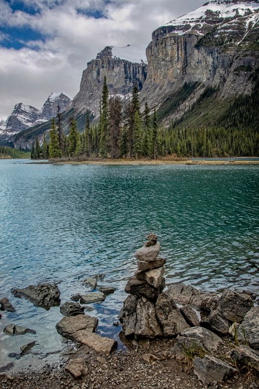 Maligne Lake Canada 5/2024