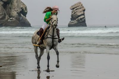 Horses On The Beach_15.jpg