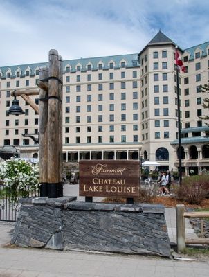 Lake Louise-36.jpg