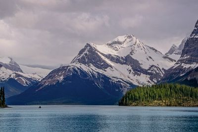 Lake Maligne_1_1.jpg