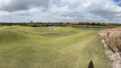 StreamSong - ck - The Chains - hole 11 - amazing punchbowl green.jpg