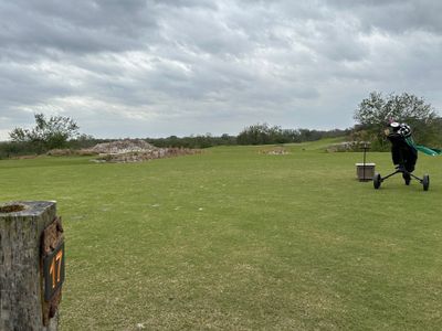 StreamSong - dd - The Chains - hole 17.jpg