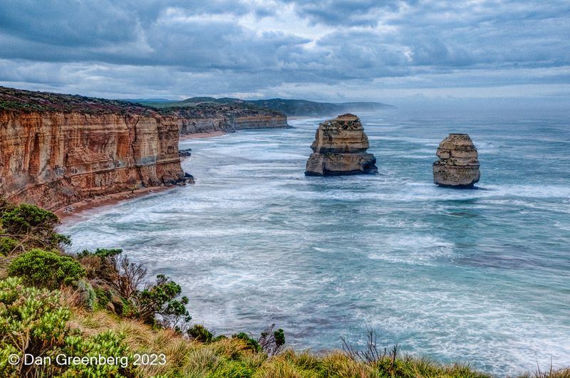 The 12 Apostles looking toward Moonlight Head