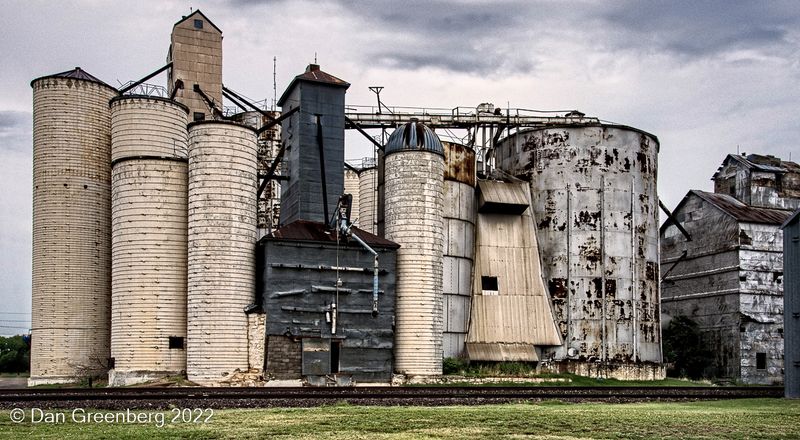 Abandoned Grain Elevator Complex