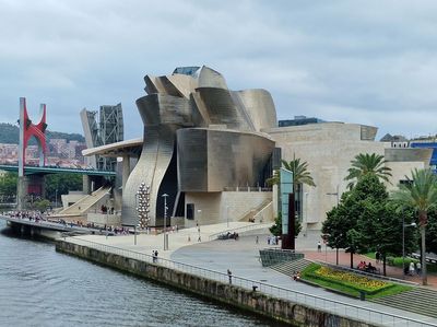 Shiny & Boxy Bilbao