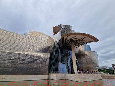 Shiny & Boxy Bilbao