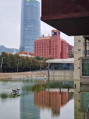 Shiny & Boxy Bilbao