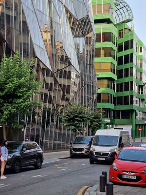 Shiny & Boxy Bilbao