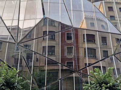 Shiny & Boxy Bilbao