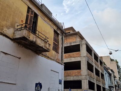 Athens - signs of stupidity and decline