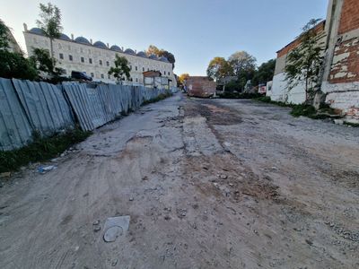 Decrepit Stambul