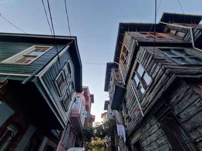 Decrepit Stambul