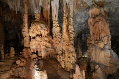 Pristojna cave