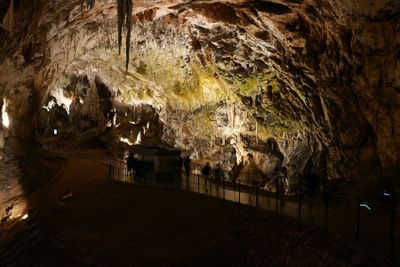 Pristojna cave
