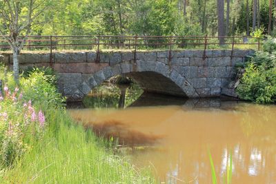 Stone-arch bridges