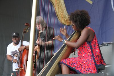 Christian McBride-Mike Stern-Brandee Younger