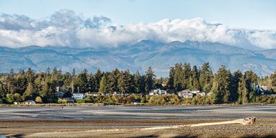 Mount Arrowsmith Panorama 