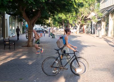 nachlat binyamin 04w.jpg